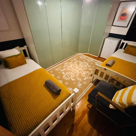 And Spacious In Lisbon, Ideal For Tourists * 리스본