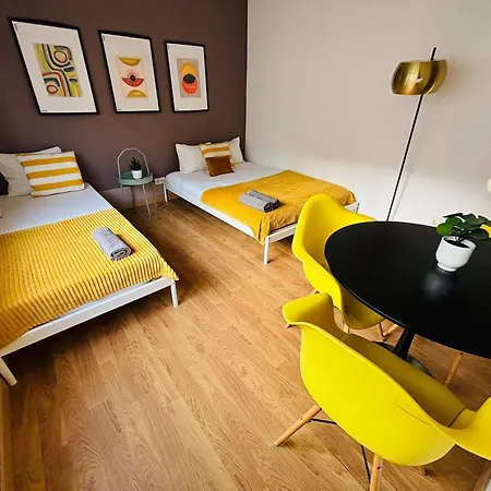 And Spacious In Lisbon, Ideal For Tourists 旅馆