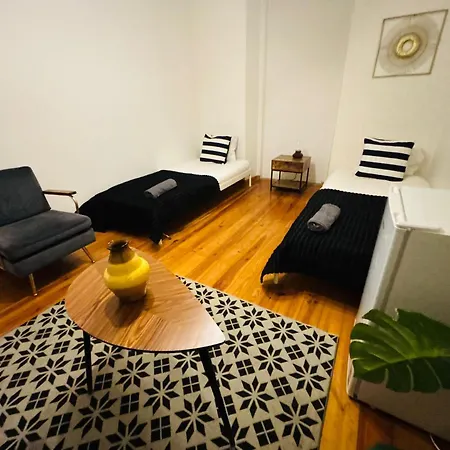 And Spacious In Lisbon, Ideal For Tourists Lisbon