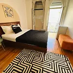 Hostel And Spacious In Lisbon, Ideal For Tourists *