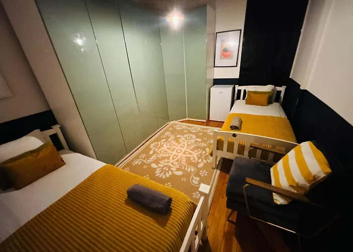 And Spacious In Lisbon, Ideal For Tourists Lisboa