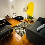 And Spacious In Lisbon, Ideal For Tourists Ostello