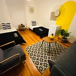 And Spacious In Lisbon, Ideal For Tourists Ostello *
