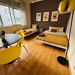 Ostello And Spacious In Lisbon, Ideal For Tourists Lisbona
